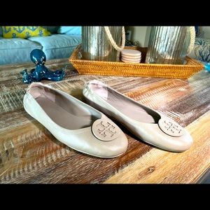 Tory Burch Minnie Leather flat
